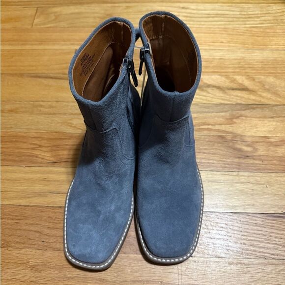 Lucky Brand | Kazey Ankle Bootie - Picture 3 of 7